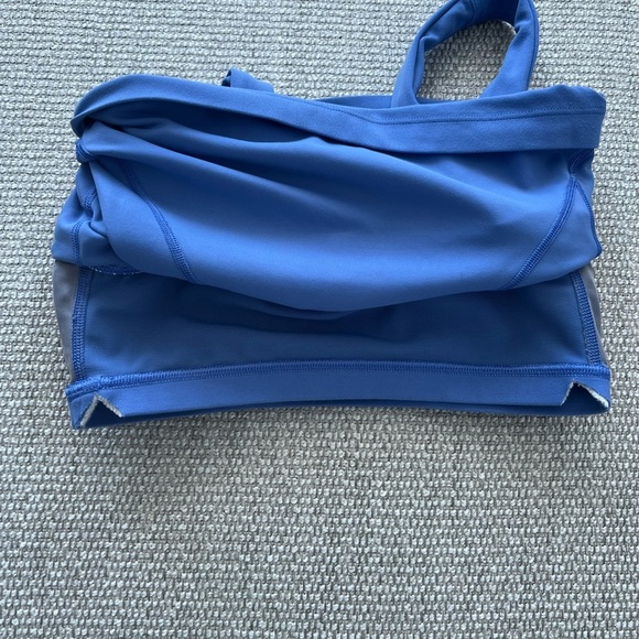 lulu align tank - Picture 5 of 5